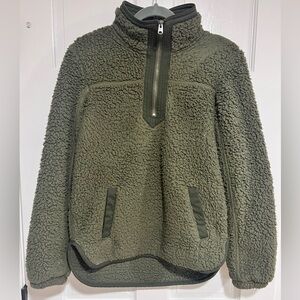Abercrombie & Fitch | Women’s Small Soft AF 1/4 Zip Sherpa